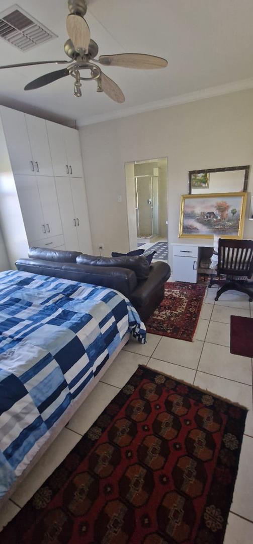 10 Bedroom Property for Sale in Olifantshoek Northern Cape